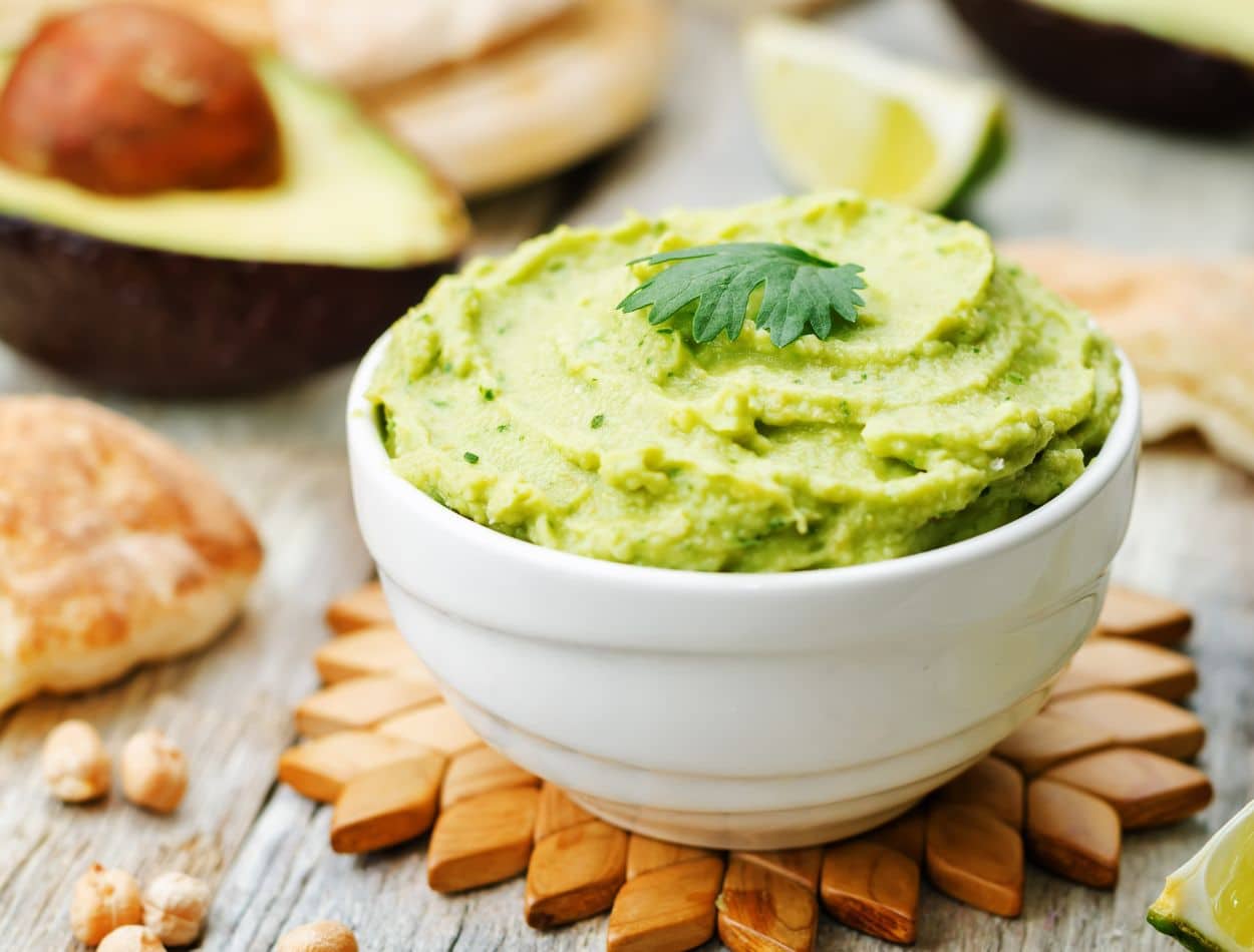 Abacate Engorda ou Emagrece? Conheça 9 benefícios 3 creme de abacate saudável