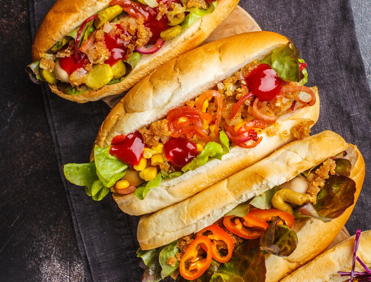 Cachorro-quente fitness: que tal preparar um hot dog mais que especial? Veja só 1 cachorro-quente saudável.