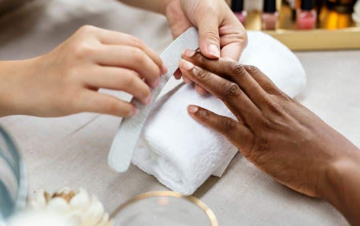 Quer ter unhas bonitas e saudáveis? Veja como 3 unhas bonitas e saudáveis
