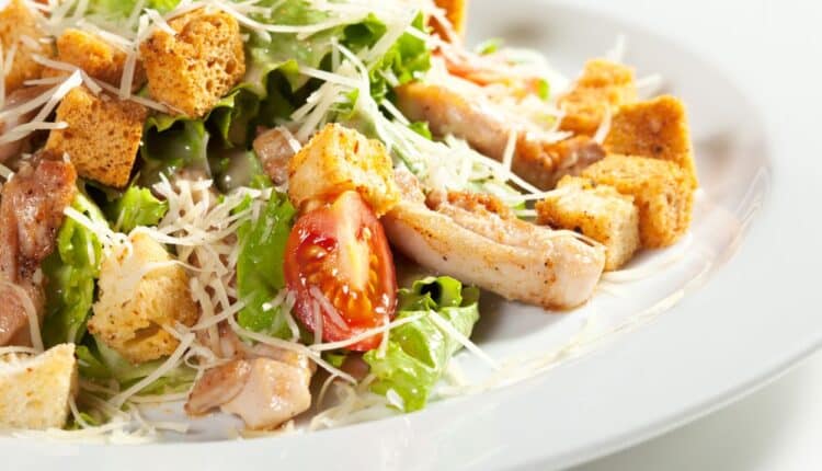 Salada Ceasar Fitness; saborosa e saudável para a sua refeição 2 Salada Caesar