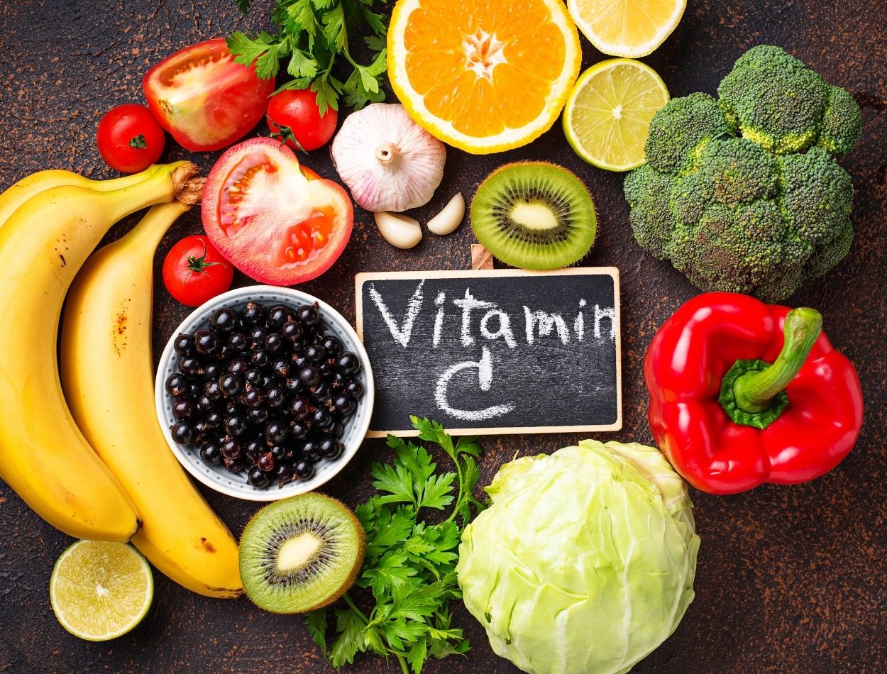 Vitamina C é a queridinha da vez nos cuidados com a pele; conheça mais 1 Vitamina C é a queridinha da vez nos cuidados com a pele; conheça mais