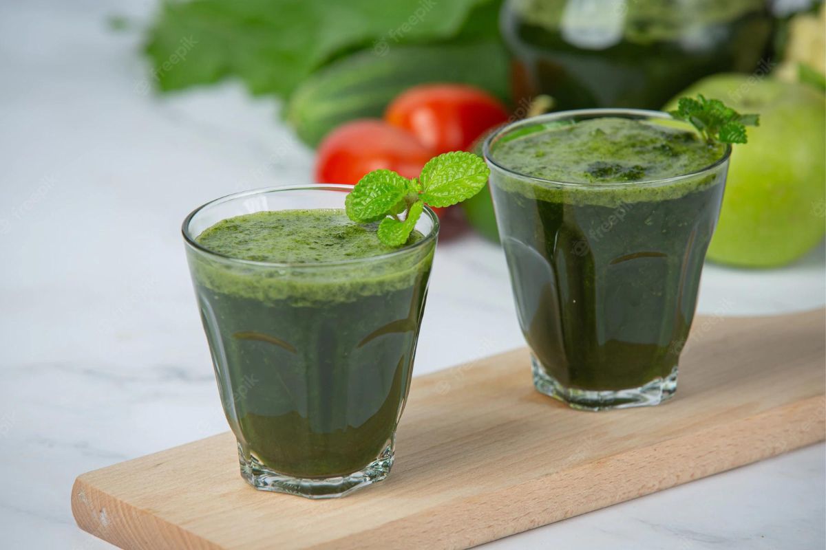 Por que a couve não pode faltar em uma dieta detox? Confira dicas imperdíveis 1 couve