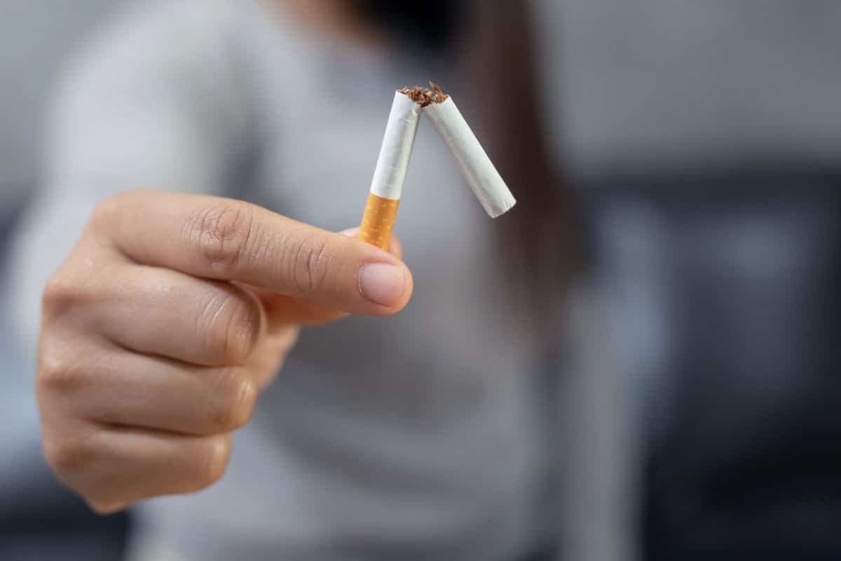 Por que a pessoa engorda quando para de fumar? Veja o que é mais comum de ocorrer 2 cigarro