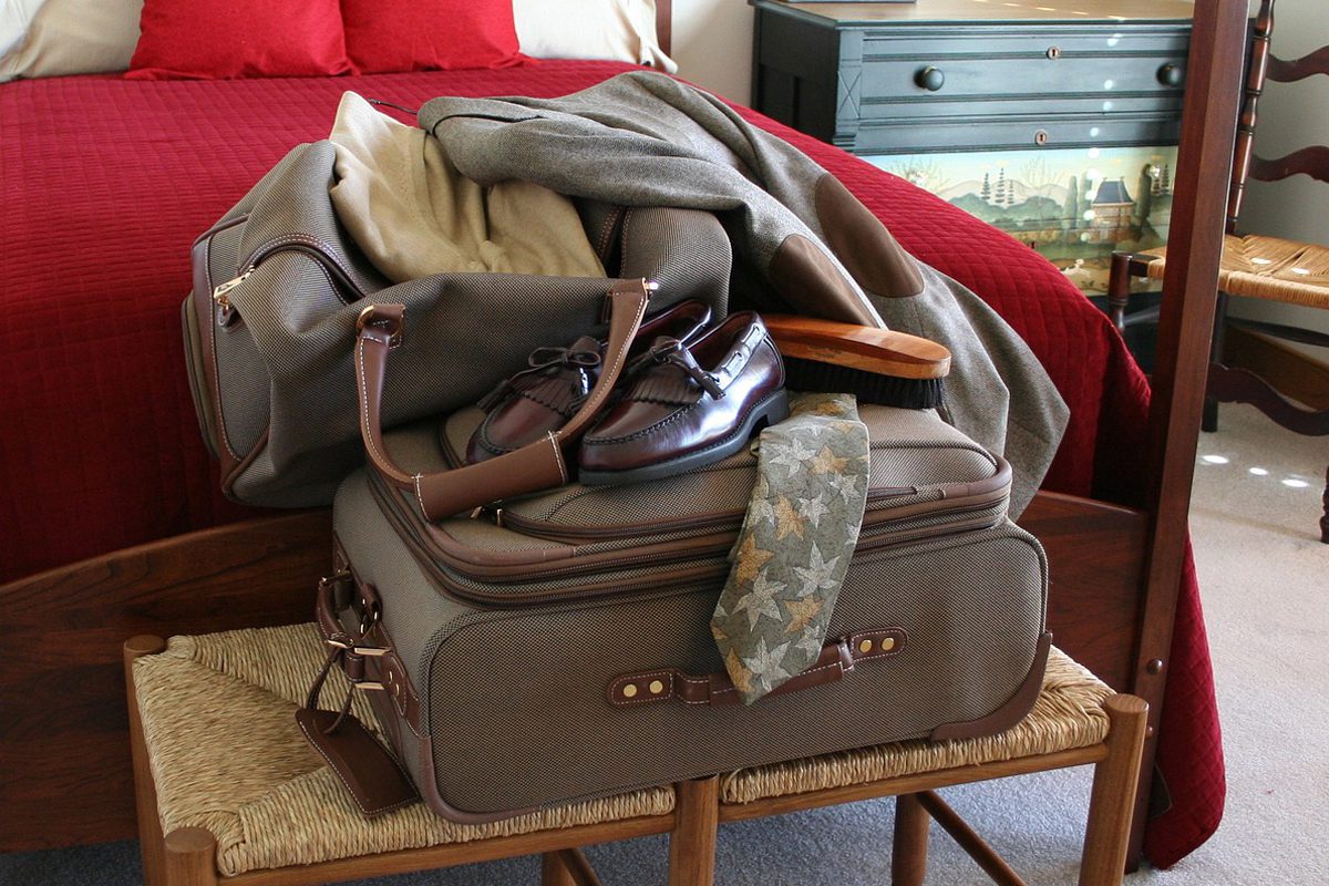 Como higienizar malas de viagem quando chegar em casa? Aprenda agora 2 Como higienizar malas de viagem
