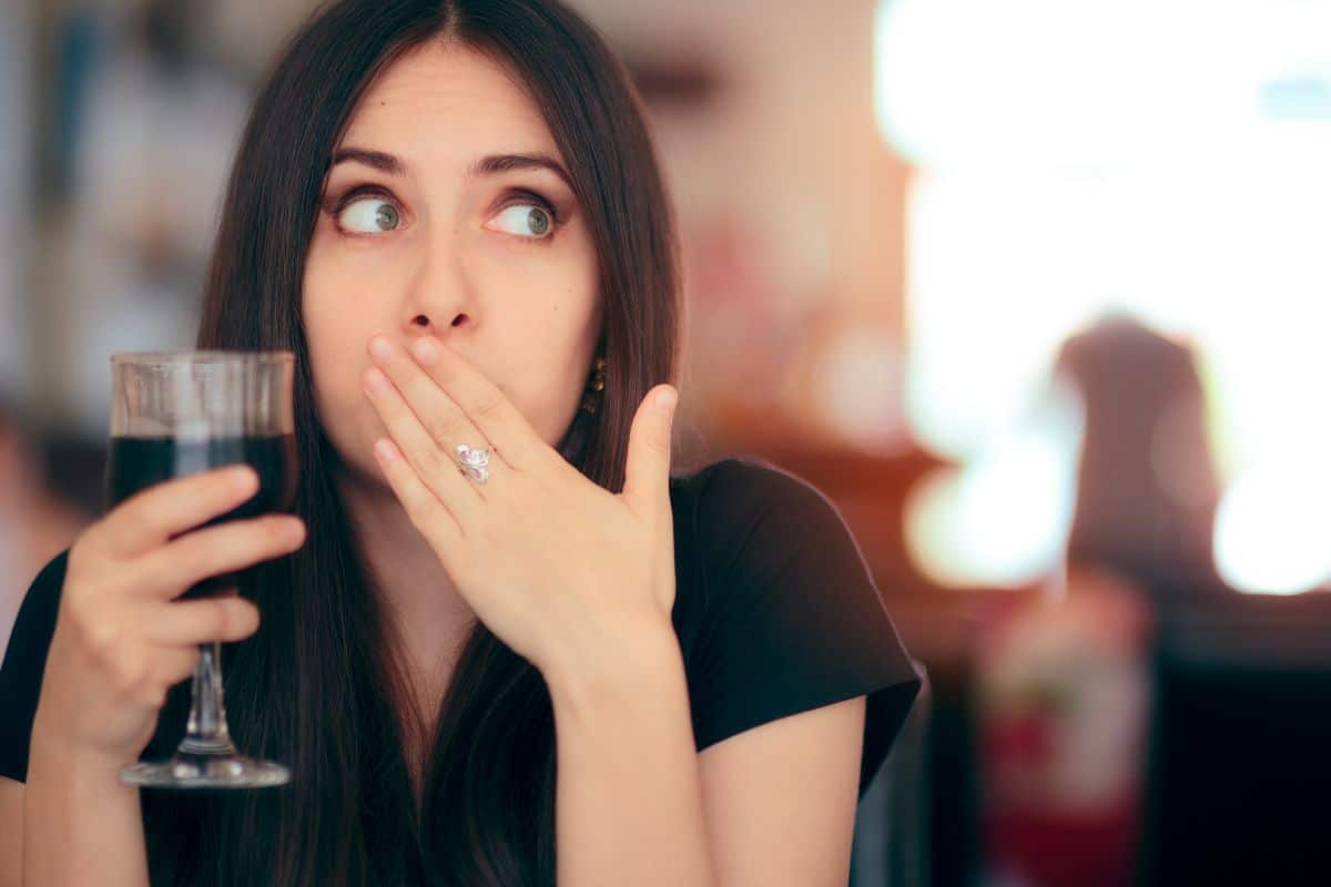 O que causa soluço? Confira a lista e quando é sinal de problema mais grave 2 Descubra o que causa soluço