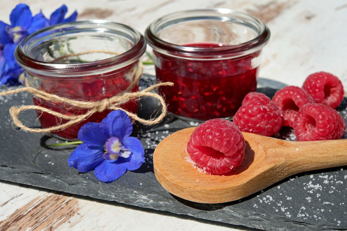 Geleia saudável de frutas vermelhas perfeita para seu lanchinho rápido; aprenda aqui 2 Geleia saudável de frutas vermelhas