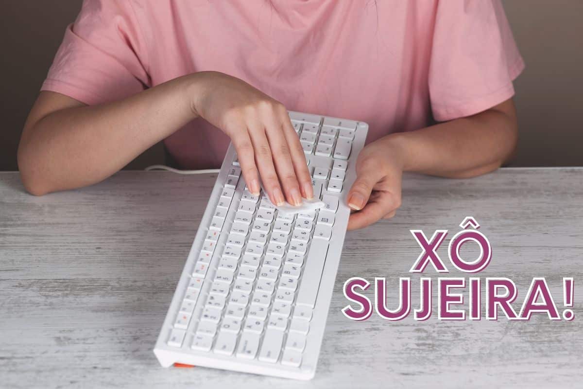 Xô sujeira! Como fazer para higienizar teclado de computador rapidamente 1 higienizar teclado com pano úmido