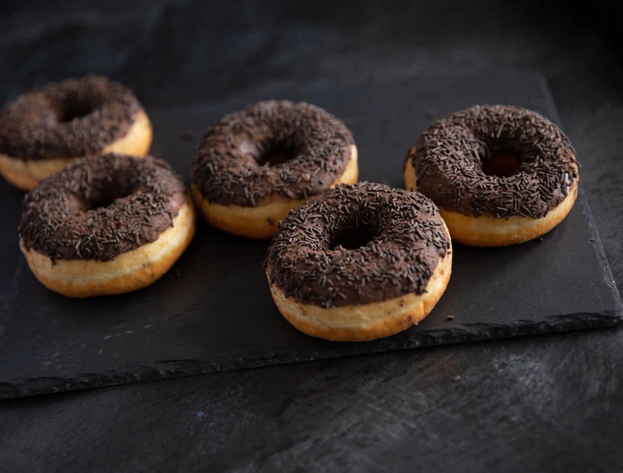Donuts caseiros saudáveis e com cobertura: saiba como preparar essa delícia para comer sem culpa 2 Donuts caseiros saudáveis