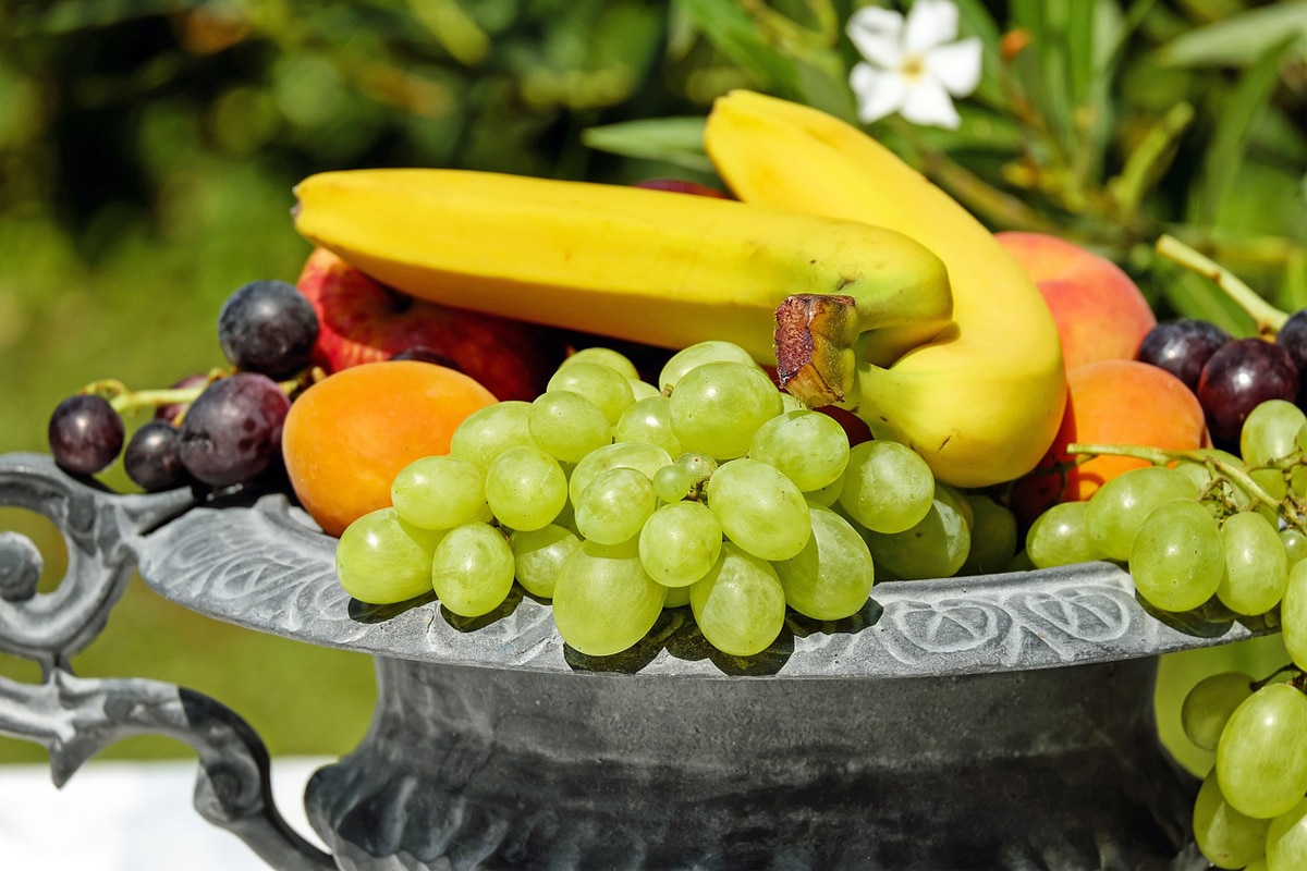 Qual o melhor horário para comer frutas ricas em carboidratos? Acerte na escolha 1 Qual o melhor horário para comer frutas ricas em carboidratos?