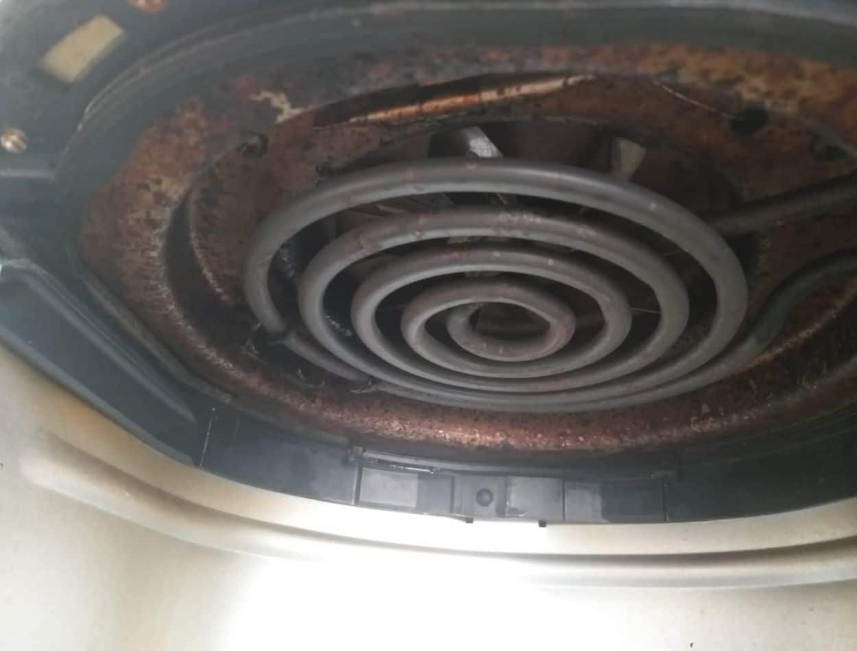 Como fazer para limpar a parte de cima da air fryer? Prepare alimentos com segurança 2 Resistência da Air Fryer