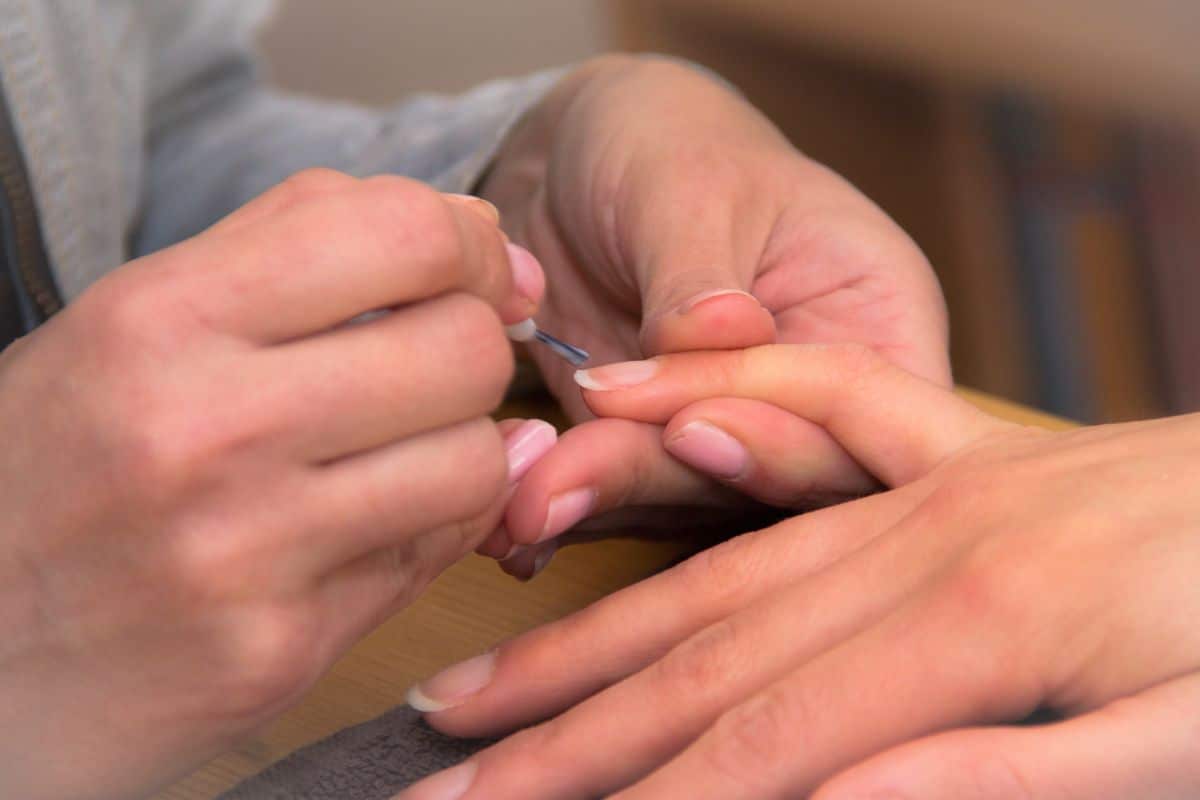 Cuidados essenciais com as cutículas das unhas: use o passo a passo perfeito 2 unhas