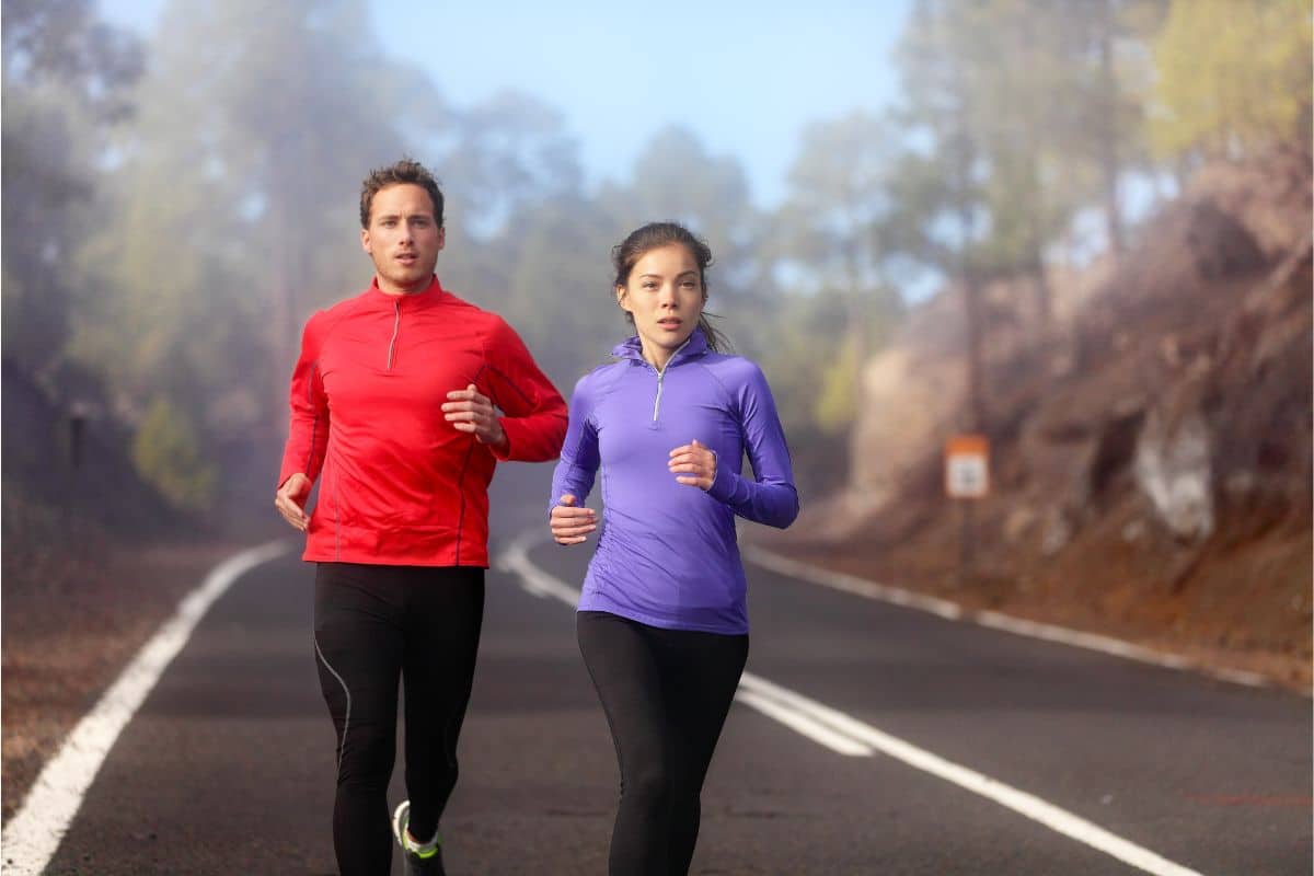 Cardio antes ou depois do treino: como saber o momento correto para executar? 1 cardio antes ou depois do treino