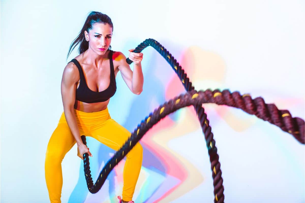 Cardio antes ou depois do treino: como saber o momento correto para executar? 2 exercicios cardio com corda