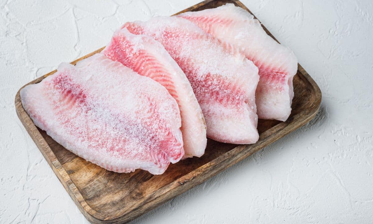 Como descongelar peixe sem alterar o sabor e as propriedades? 2 Como descongelar peixe corretamente?