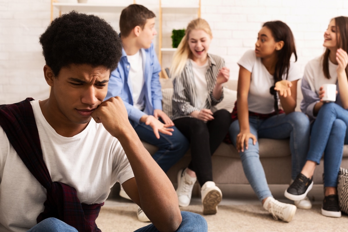 8 hábitos que podem fazer pessoas se afastarem de você 2 Confira 8 hábitos que fazem as pessoas se afastarem de você