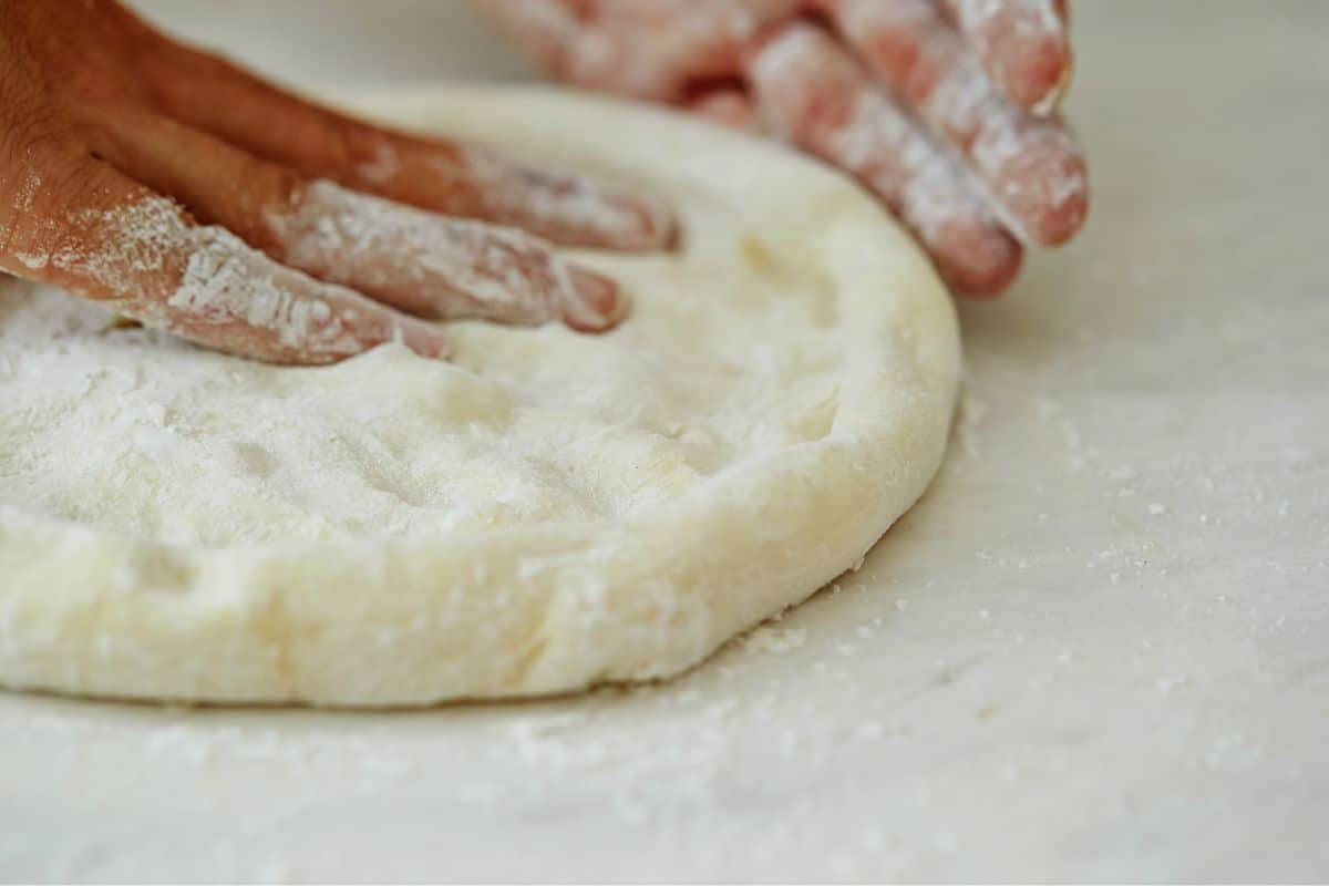 Massa de Pizza Low Carb para fazer em 30 minutos: receita fácil e saudável 2 Como fazer uma Massa de Pizza Low Carb