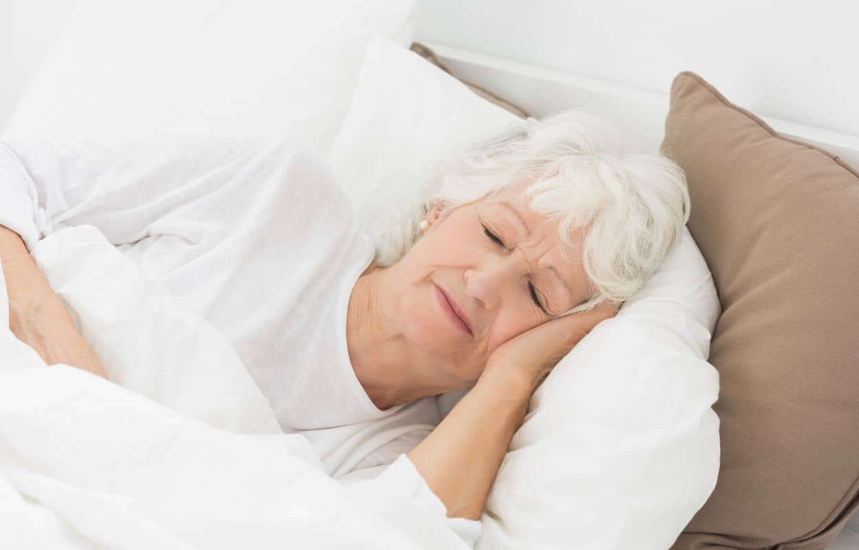 Chá para dormir melhor durante a noite: conheça 6 opções incríveis e poderosas 1 Chá para dormir melhor.