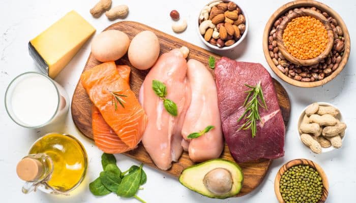 Quem tem colesterol alto deve optar por carne suína, bovina, frango ou pescados? Descubra 2 Proteínas de origem animal.