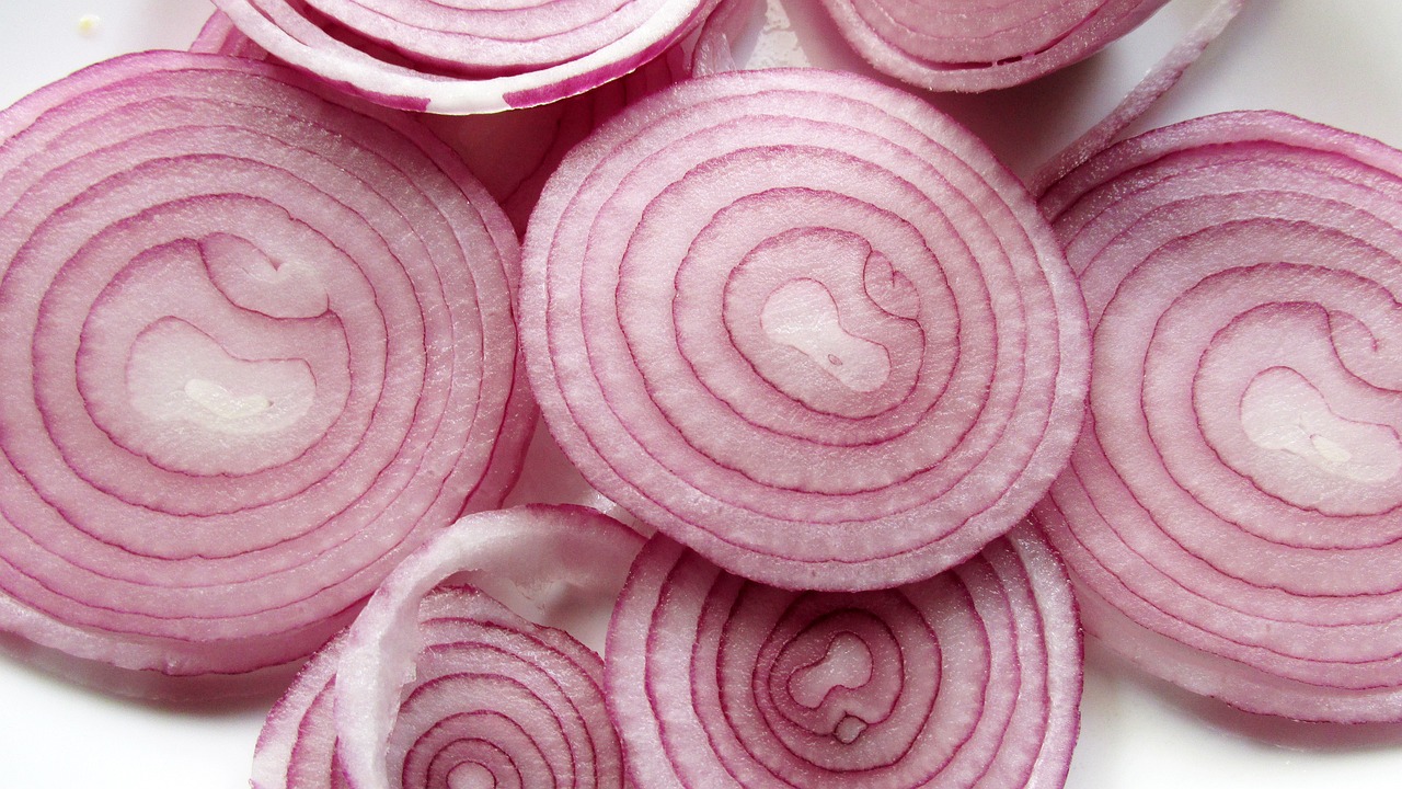 Tudo sobre a Cebola: como comprar, armazenar, limpar e preparar para o consumo 2 Benefícios da cebola