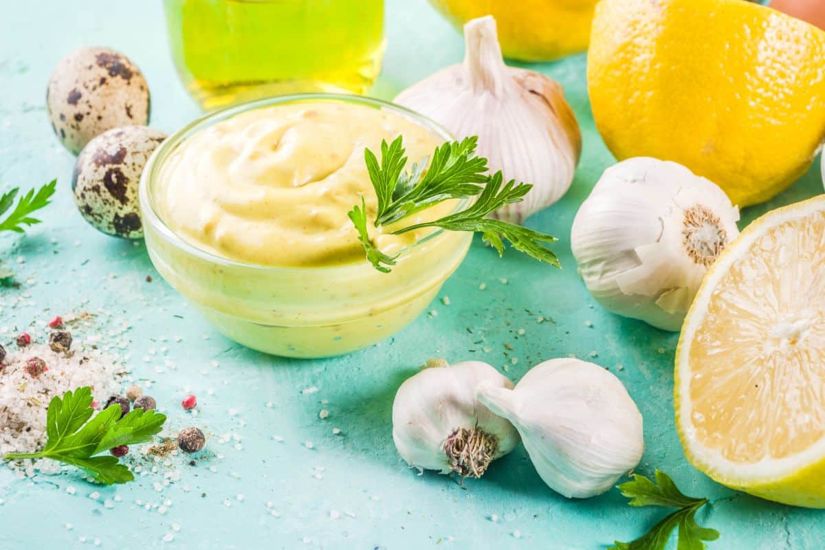 Maionese caseira Low Carb: saiba como preparar essa versão que combina com tudo 2 Maionese caseira Low Carb