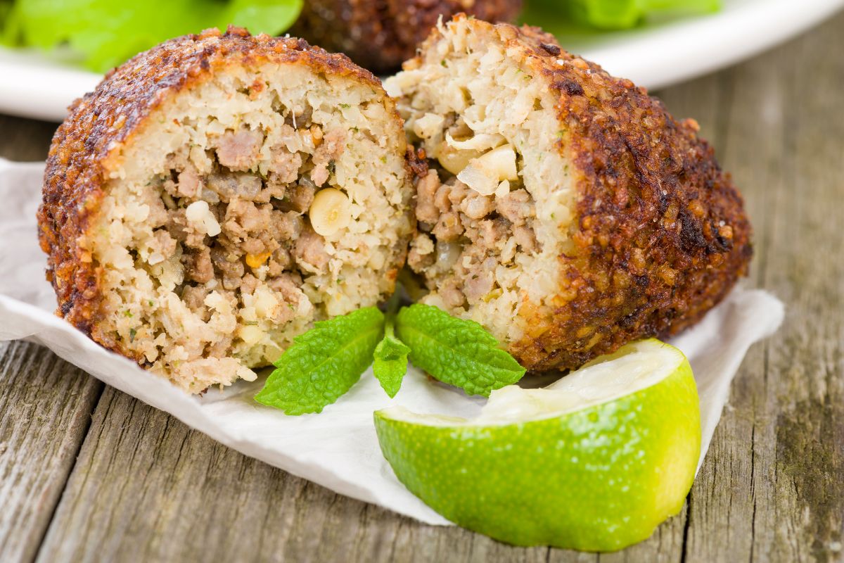 Quibe de Quinoa: receita deliciosa que fica pronta em menos de 40 minutos 2 Quibe de Quinoa