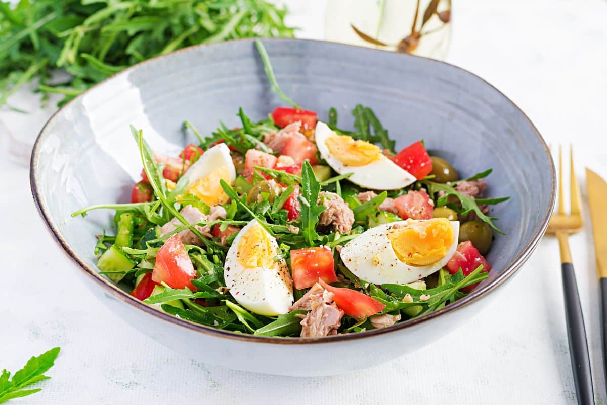 Salada Proteica: 2 opções para nutrir e dar saciedade 1 Salada proteica