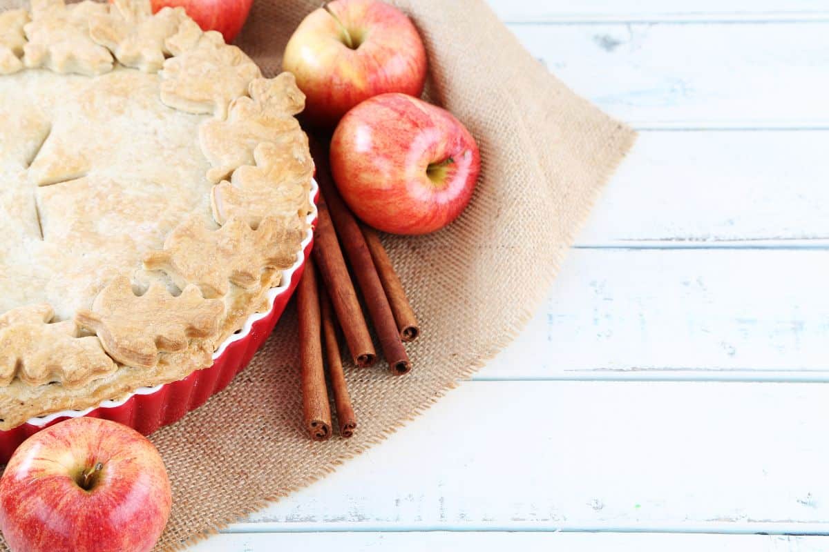 Torta Americana de Maçã Saudável: aprenda o preparo fácil e prático dessa receita 2 Torta Americana de Maçã Saudável