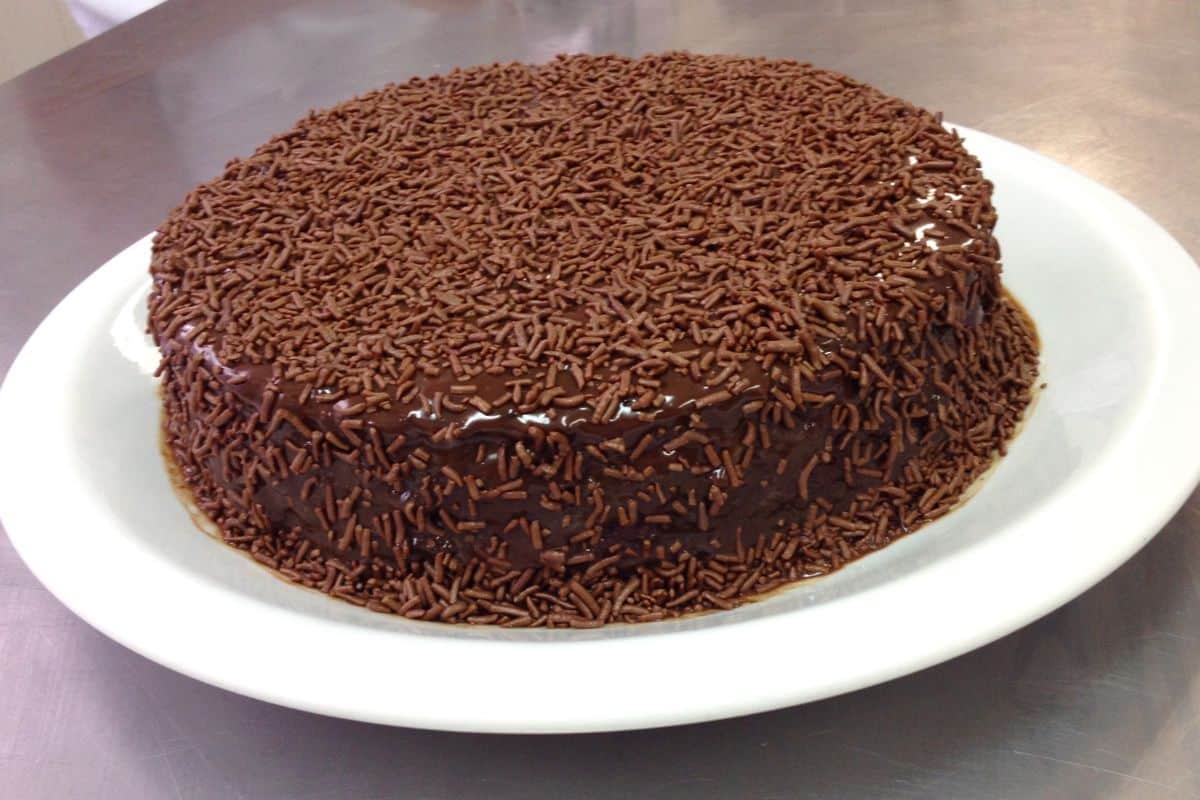 Bolo Fofinho de Chocolate sem leite: aprenda como preparar para o lanche 2 bolo fofinho sem leite