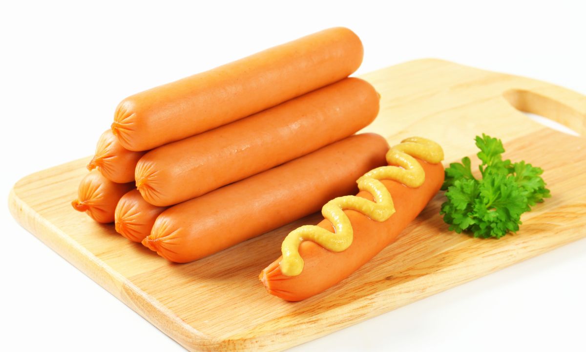 A salsicha é remoso? Entenda como ela pode interferir no funcionamento do seu corpo 1 Salsicha é remosa.