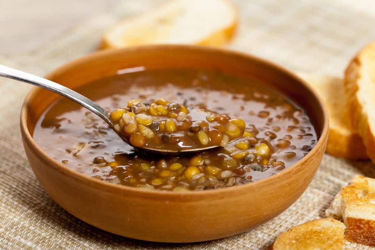 Lentilha é carboidrato? Descubra como ela pode impulsionar sua dieta 2 Lentilha é carboidrato.