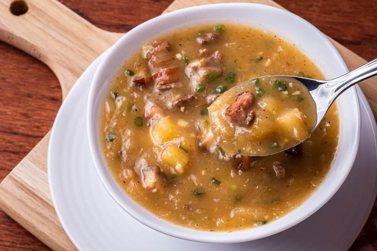 Caldo de aipim com frango desfiado: receita saudável e deliciosa para dias frios 2 Caldo de aipim com frango desfiado