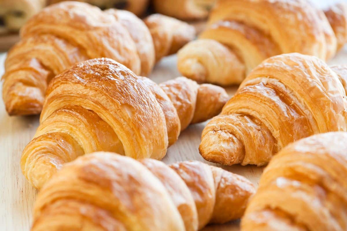 Croissant de maçã sem açúcar: prepare para um café da manhã saudável e saboroso 2 Croissant de maçã sem açúcar