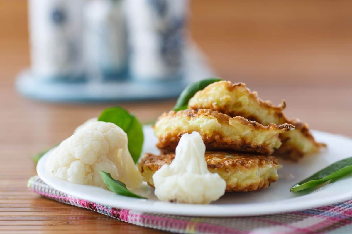 Panqueca de couve-flor: receita low carb que não leva trigo 2 Panqueca de couve-flor