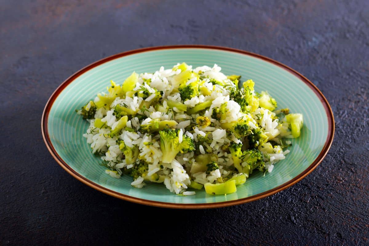 Arroz com brócolis: saiba como preparar de forma fácil 2 Arroz com brócolis