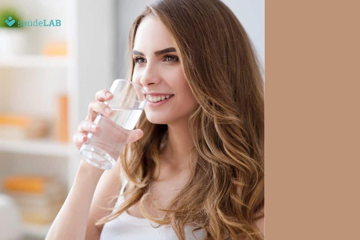 Dieta da água: conheça o método que promete dar fim na gordura abdominal 1 Dieta da água.