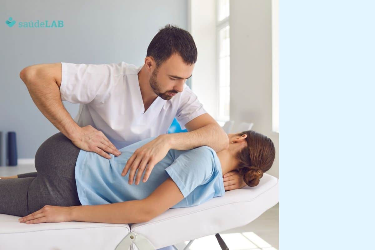 Quiropraxia resolve problemas de coluna? Descubra mais sobre o assunto 1 quiropraxia.