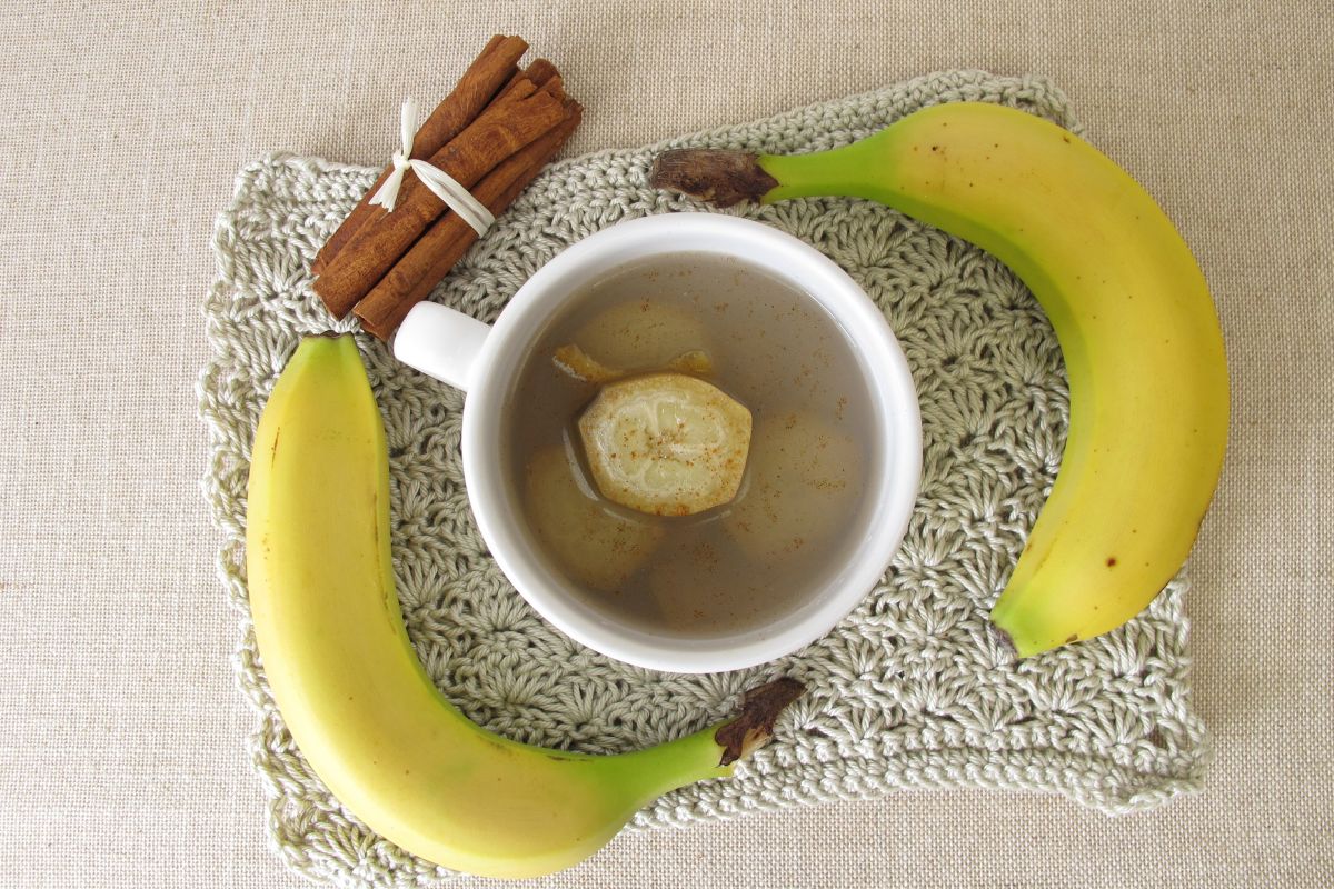 Chá de banana com canela emagrece mesmo? Veja os seus efeitos 1 chá de banana com canela emagrece.
