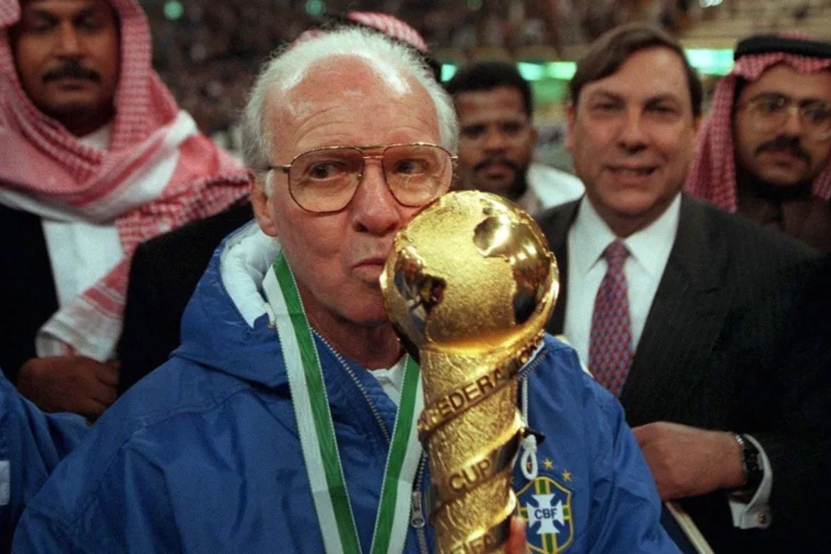 Morre Zagallo aos 92 anos: O que é Falência Múltipla de Órgãos? 1 Falência de múltiplos órgãos.