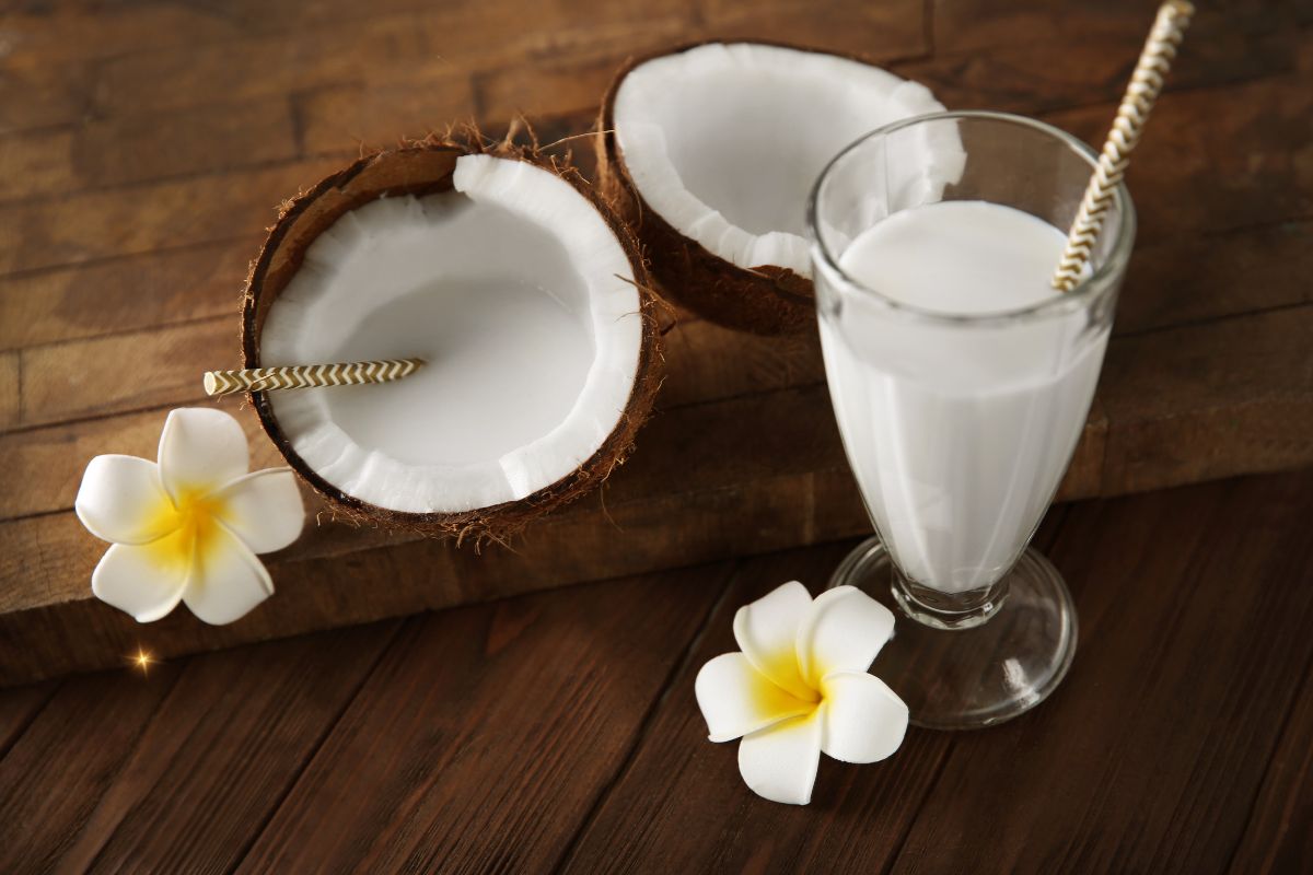 Frapê de coco: refrescância e sabor em cada gole 1 Frape de coco.