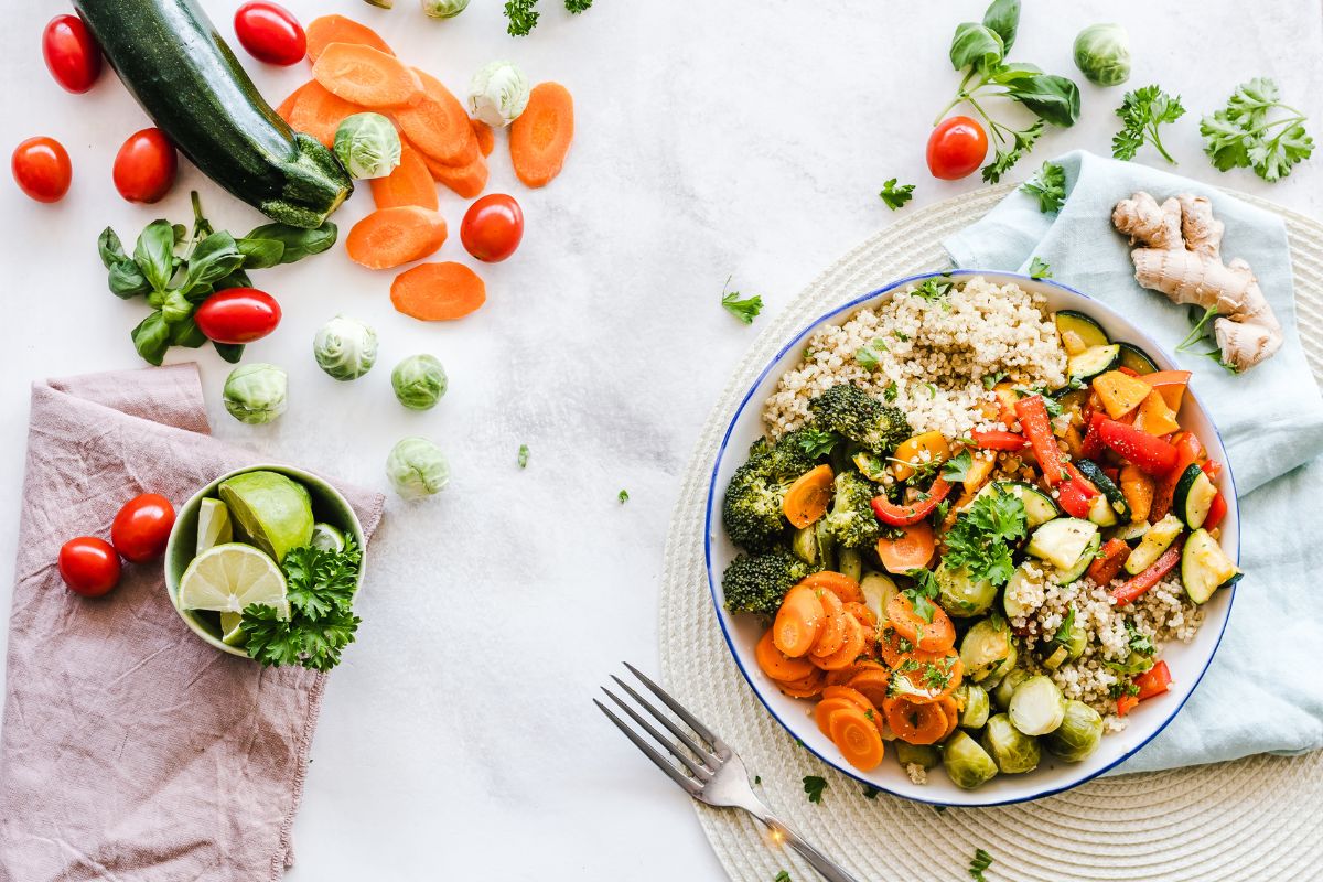 Salada de legumes cozidos para dieta: uma receita cheia de sabor 1 salada de legumes cozidos para dieta.