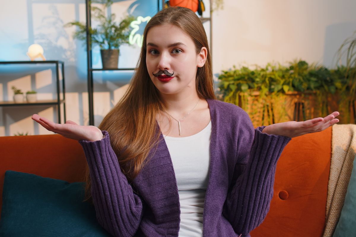 Bigode feminino: causas, tratamentos e cuidados para manter a pele saudável 1 Bigode feminino.