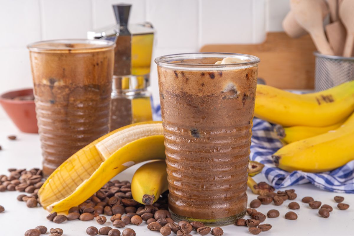 Banana com café emagrece? Descubra a verdade por trás dessa combinação 1 Banana com café emagrece.