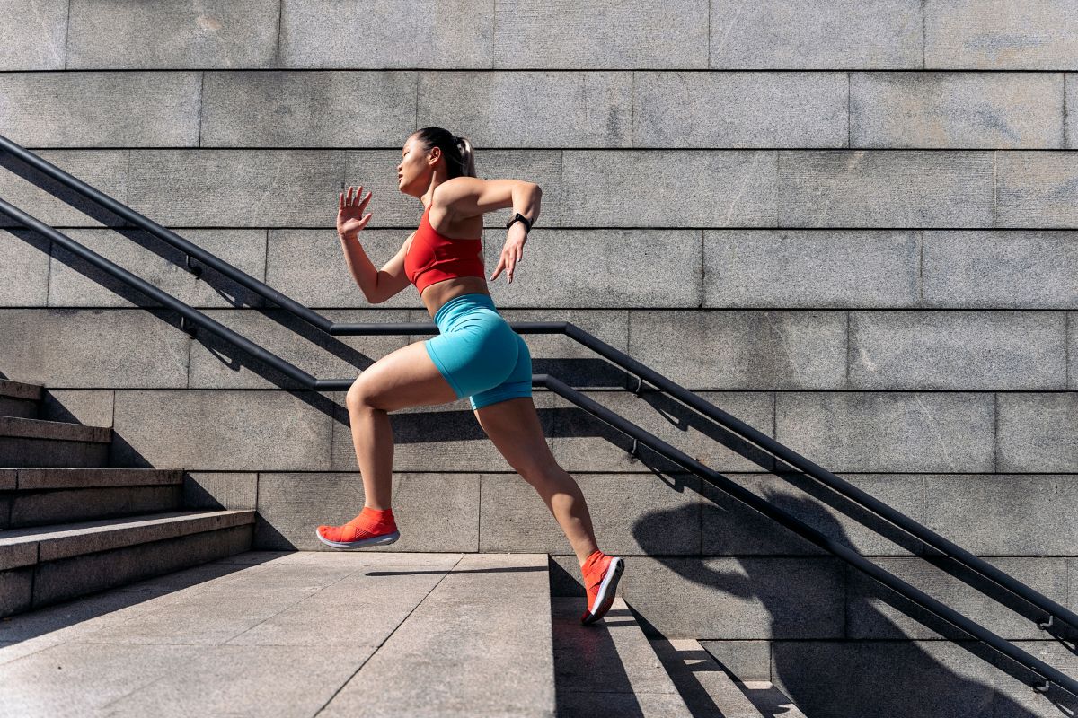 Subir escada: um exercício simples que transforma sua saúde 1 subir escada.