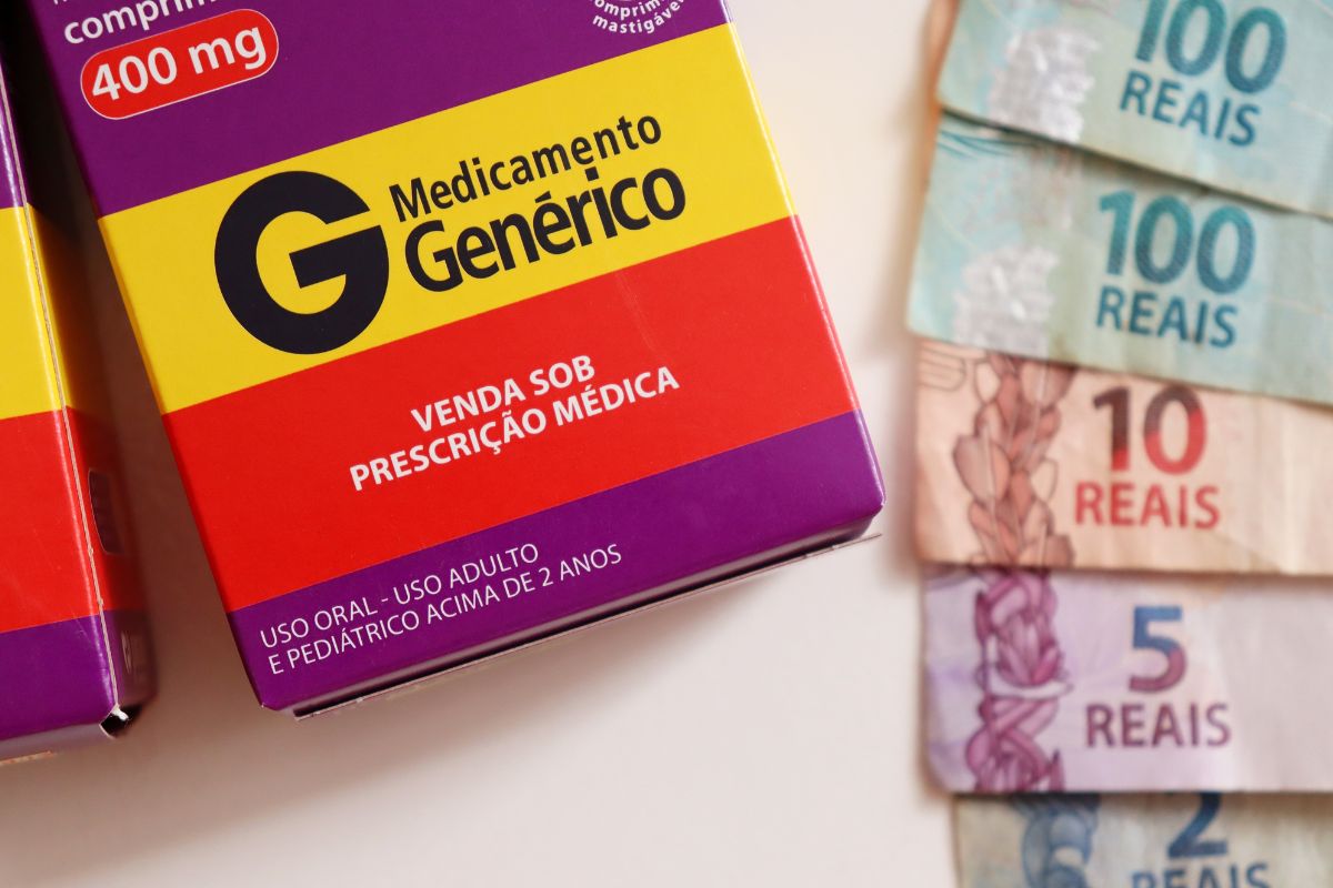 26 anos da lei dos medicamentos genéricos: acesso à saúde e a economia de milhões para os brasileiros 1 lei dos medicamentos genéricos.