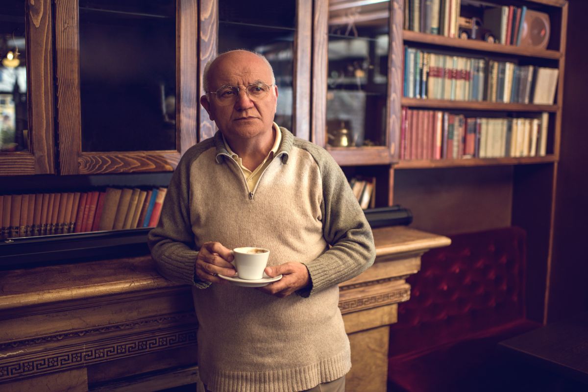 Quem tem Parkinson pode tomar café? Descubra o que diz a ciência 1 Quem tem Parkinson pode tomar café?