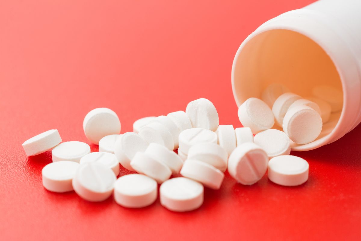Para que serve a aspirina? Além dos usos conhecidos, estudo sugere novo benefício 1 Para que serve a aspirina?