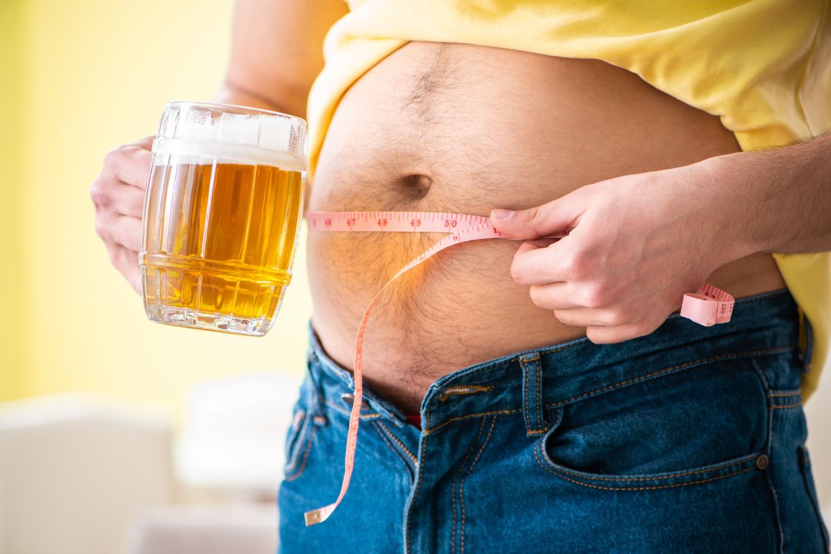 Por que você não deve se orgulhar da sua "barriguinha de chopp" – 5 motivos baseados na ciência 1 barriguinha de chopp.