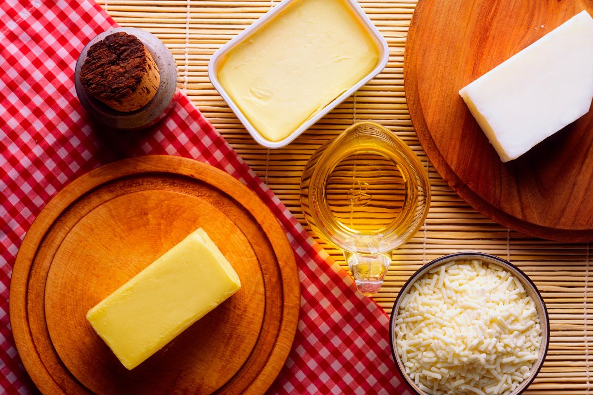 O que é melhor para cozinhar: manteiga ou óleo? Veja a opção mais saudável de acordo com a ciência 1 o que é melhor para cozinhar: manteiga ou óleo.