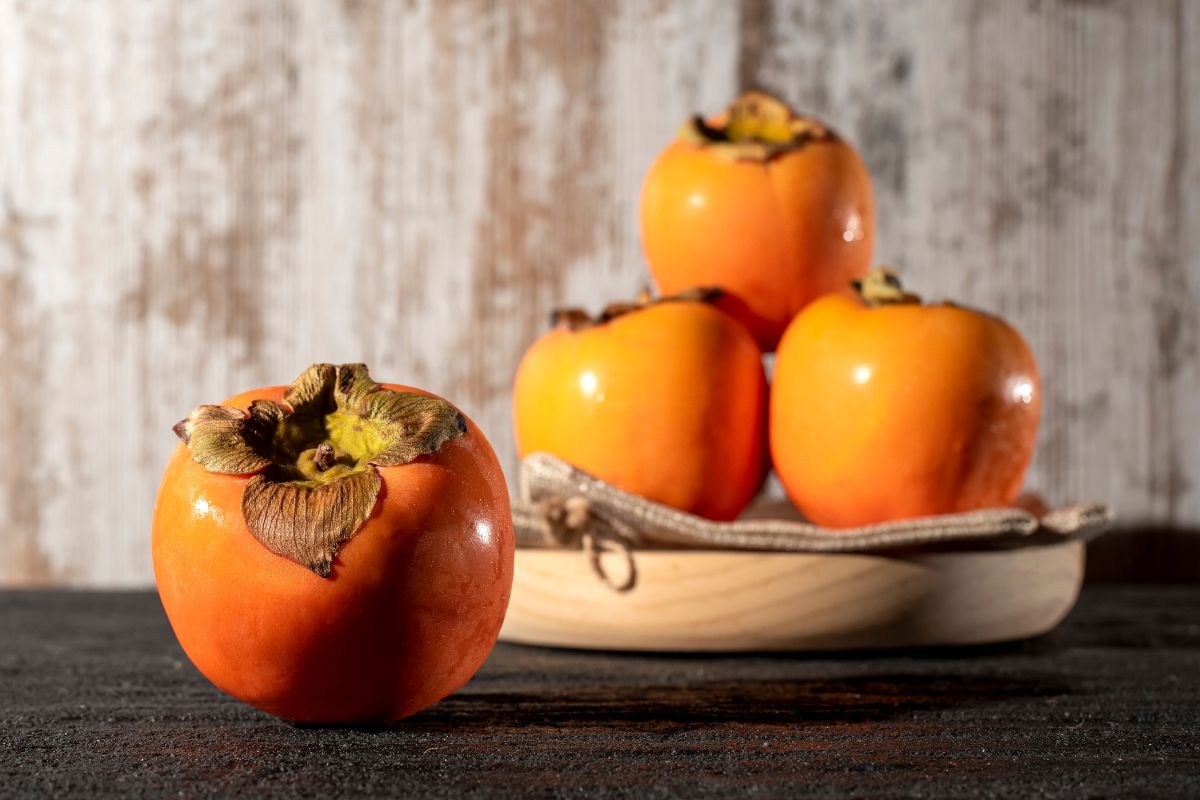 Caqui engorda? Descubra o segredo por trás dessa fruta polêmica 1 caqui engorda.