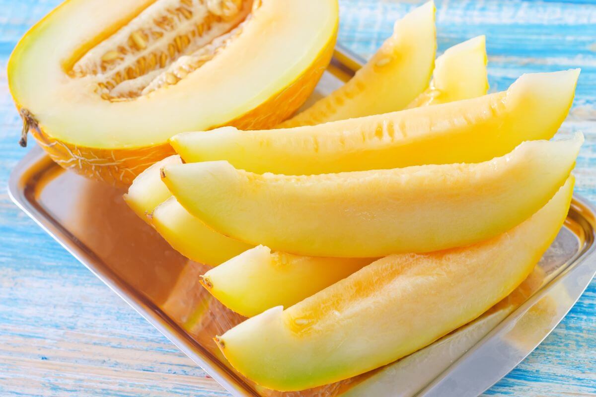 Melão solta o intestino? Descubra se essa fruta pode ajudar na prisão de ventre 1 melão solta o intestino.